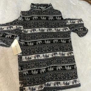 Elephant choker /cold shoulder top